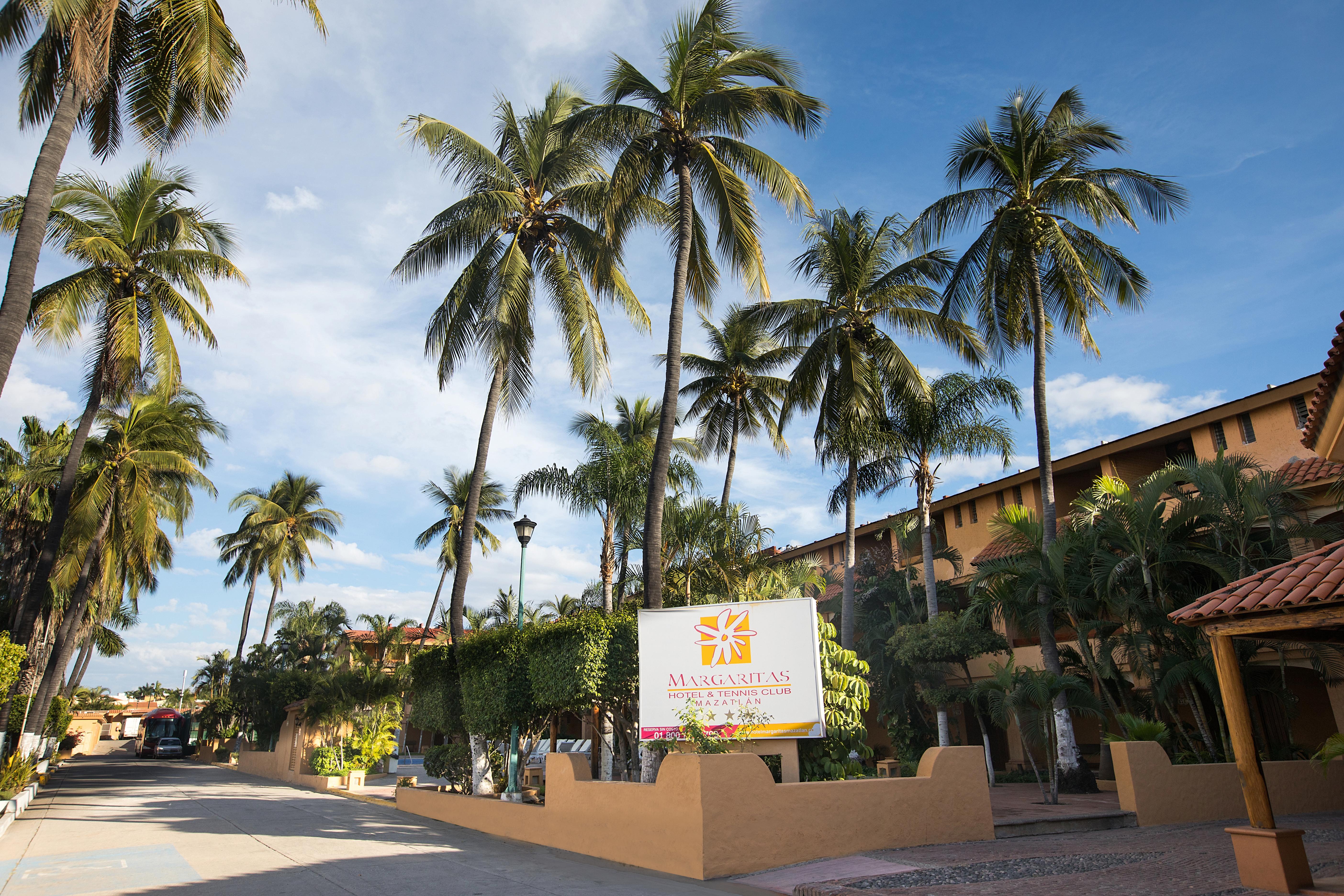 Hotel Margaritas Mazatlan Exterior photo